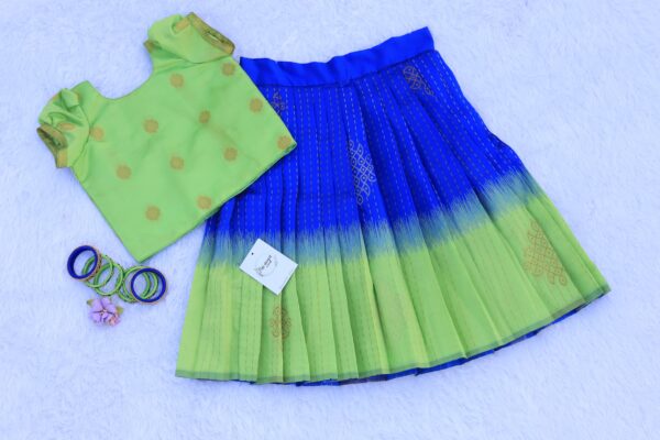 Long Top&Skirt - Image 10